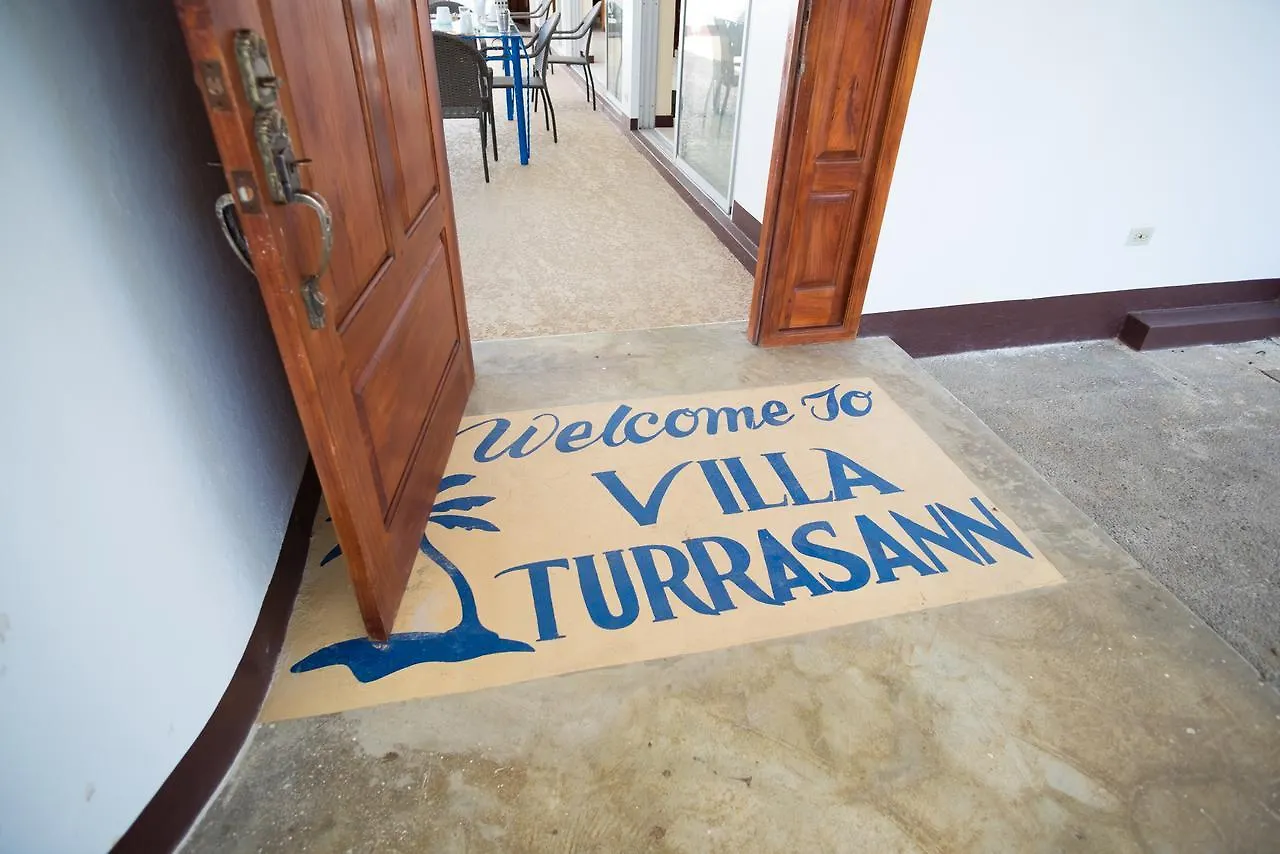 Villa Turrasann Runaway Bay